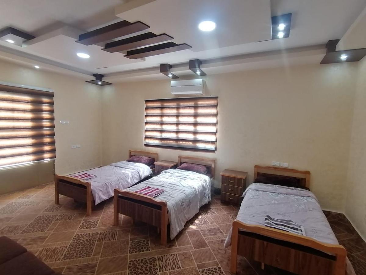 Farmer Stay Hostel Вади Муса Екстериор снимка