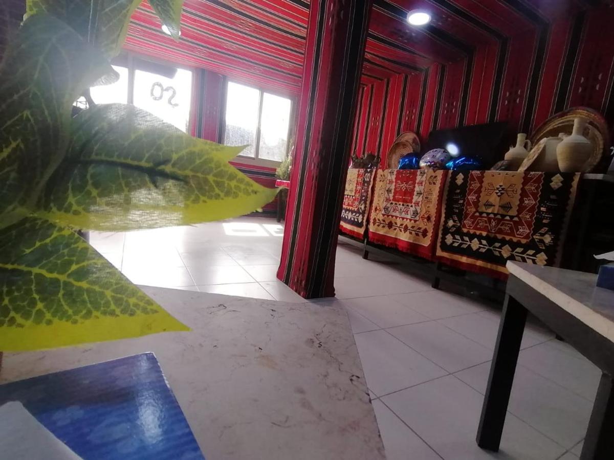 Farmer Stay Hostel Вади Муса Екстериор снимка