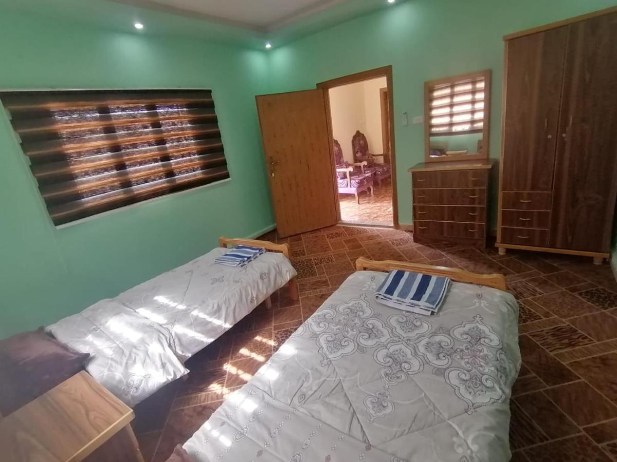Farmer Stay Hostel Вади Муса Екстериор снимка