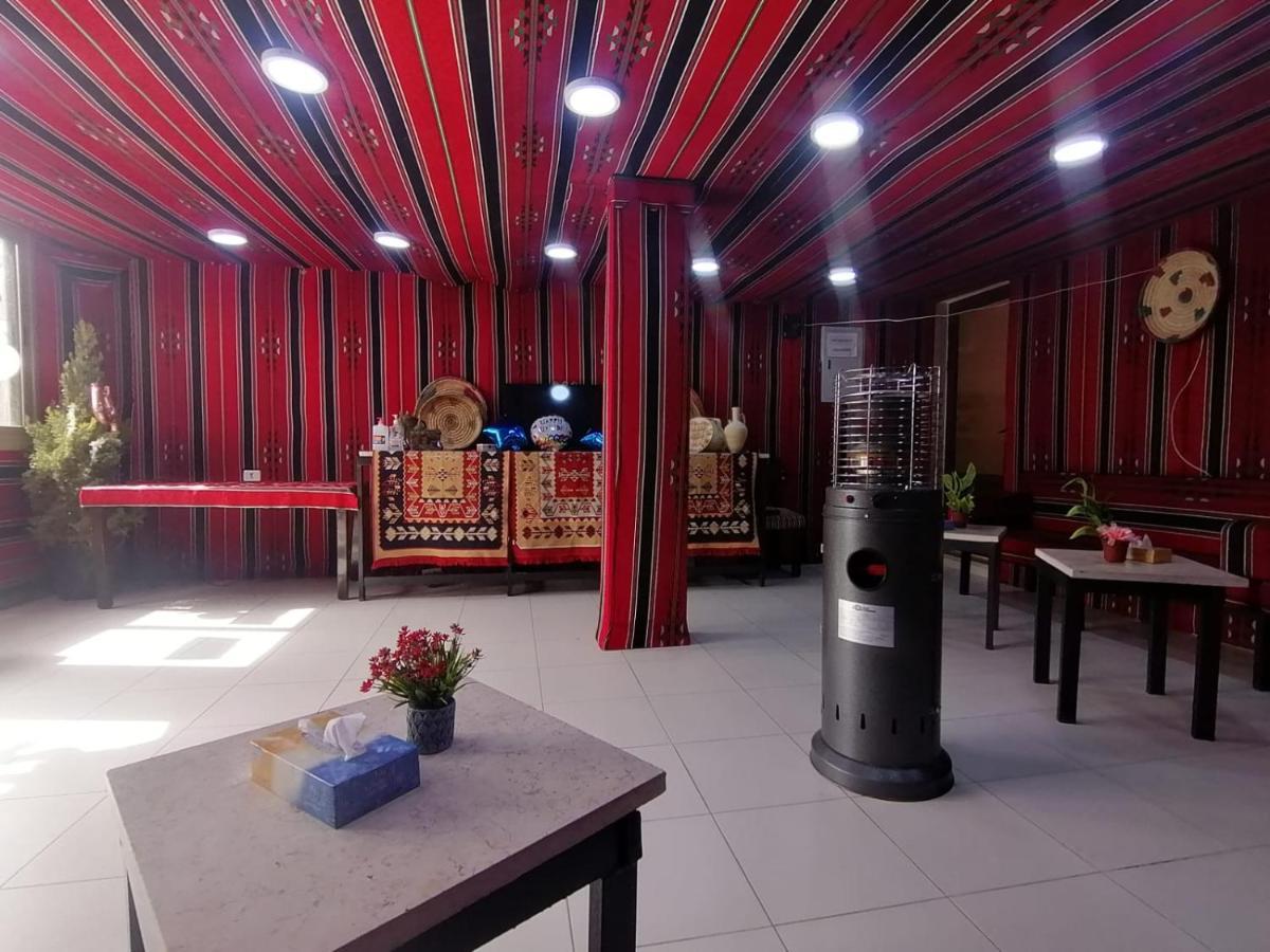 Farmer Stay Hostel Вади Муса Екстериор снимка
