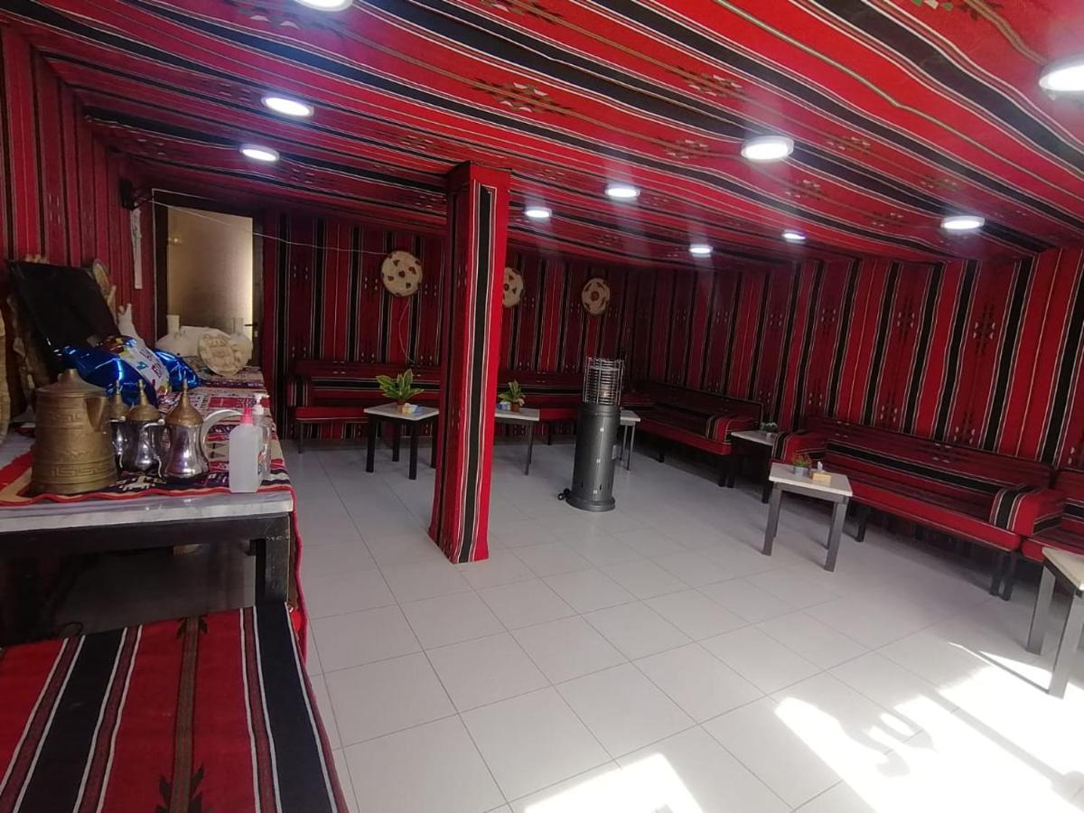 Farmer Stay Hostel Вади Муса Екстериор снимка